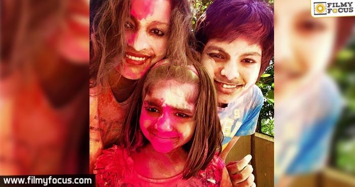 Pawan Kalyan’s kids enjoy Holi revelry