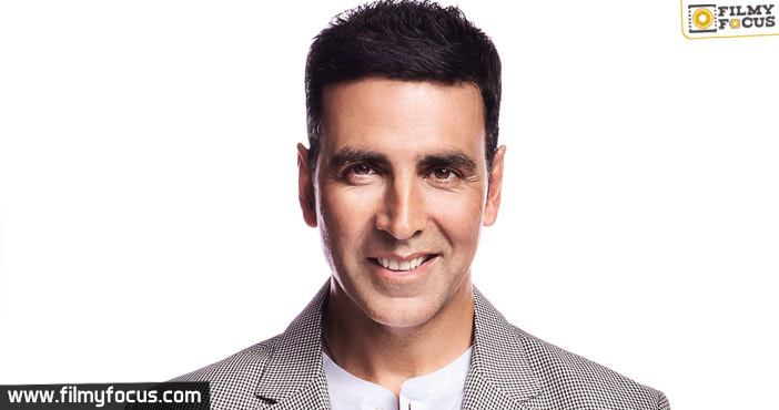 Akshay Kumar wants to watch Kabali