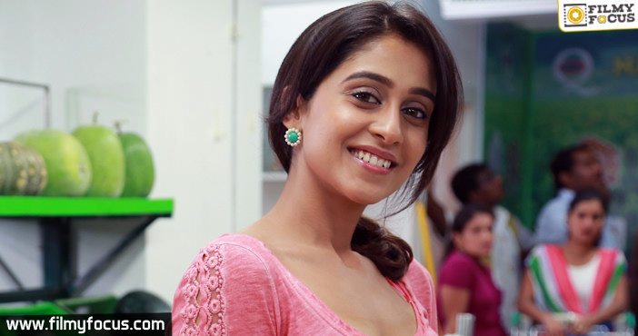 Regina Cassandra does her bit for the society