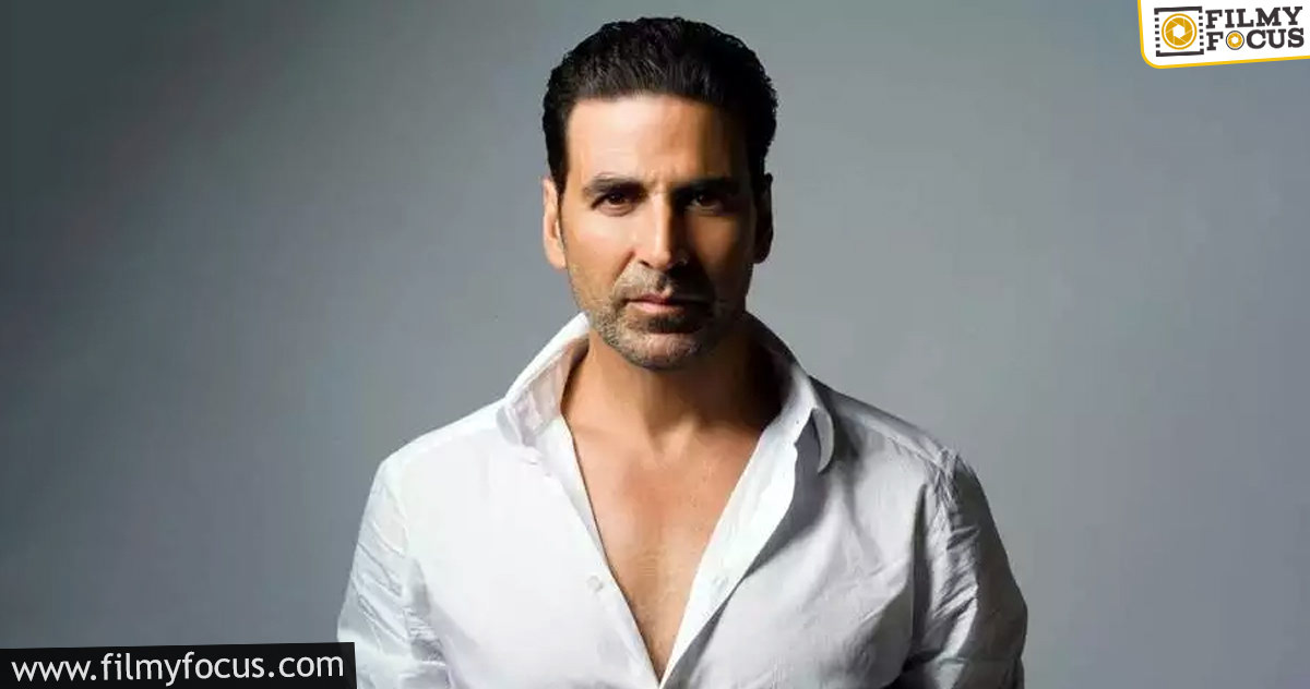 Twitterati asks for the arrest of Akshay Kumar’s director