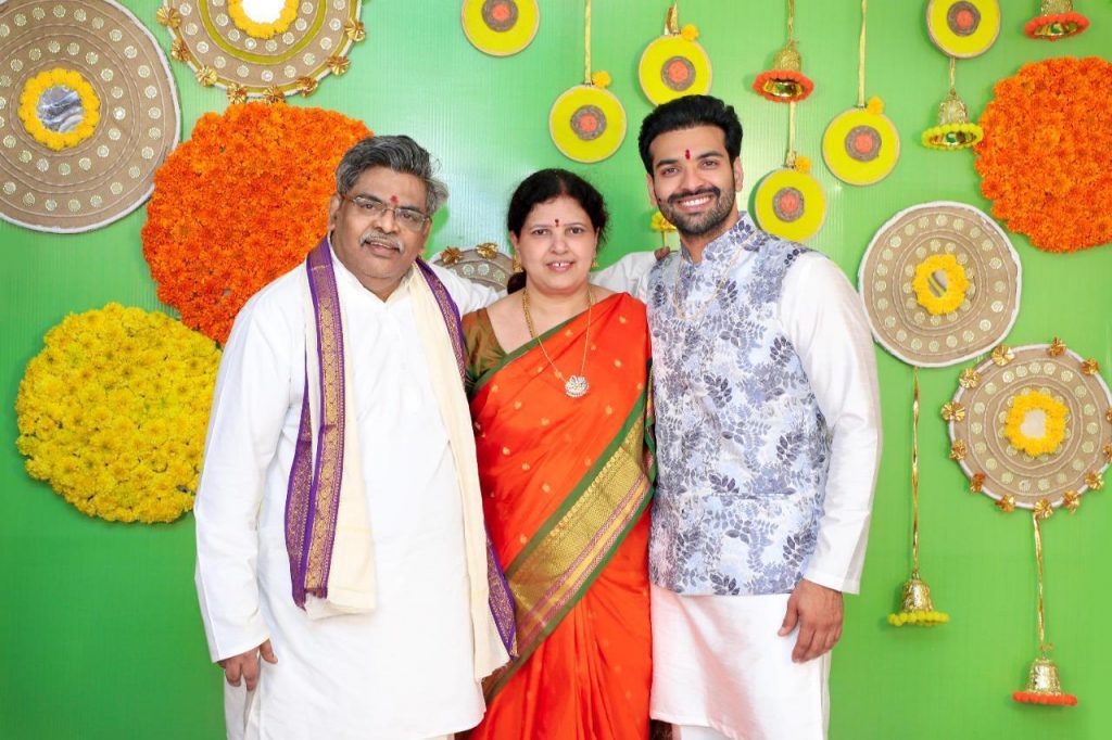 Actor Raja Chembolu Ties The Knot With Himabindu Lakshmi (4)