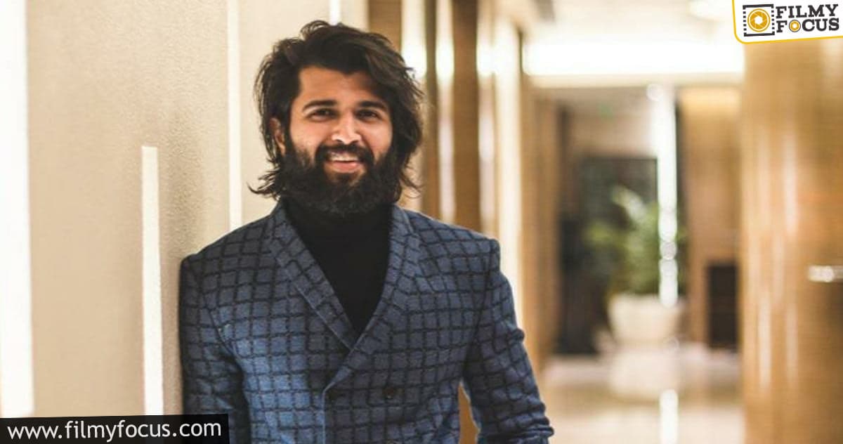 Popular Malayalam actor to turn Vijay Deverakonda’s father for his next!