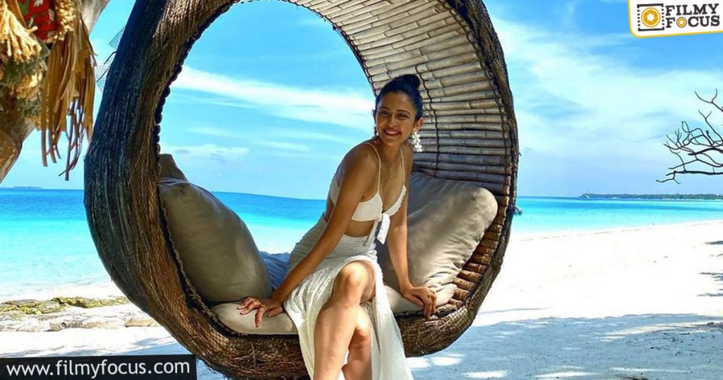 Rakul Joins Film's Shooting After Brief Holiday Gap