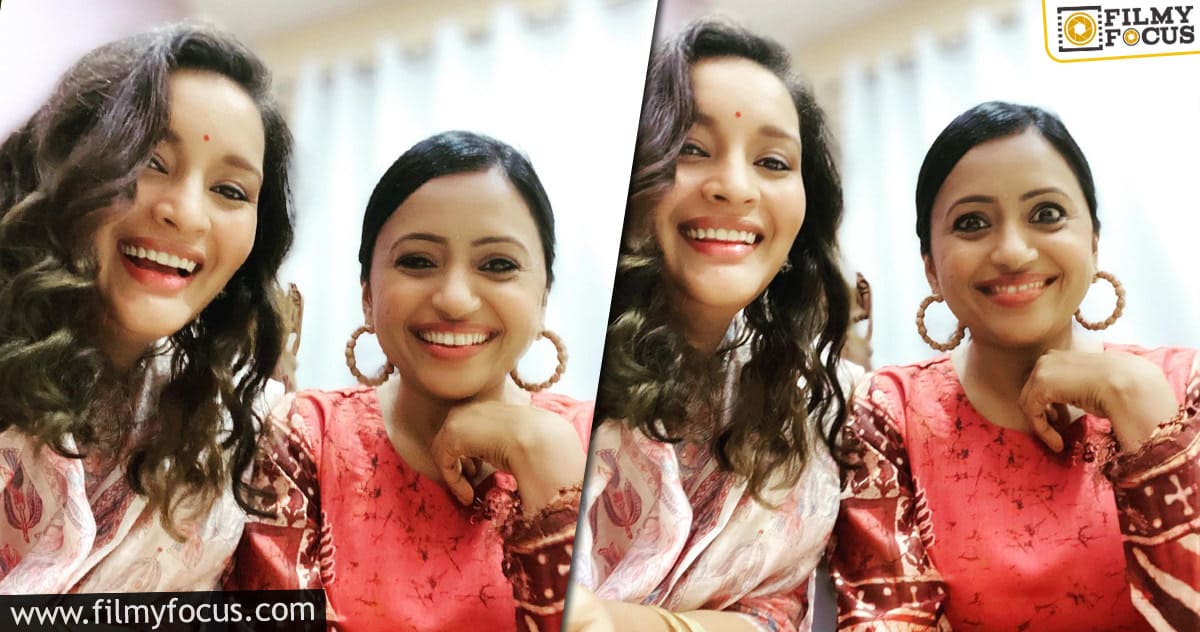 Renu Desai graces Suma’s Youtube Channel