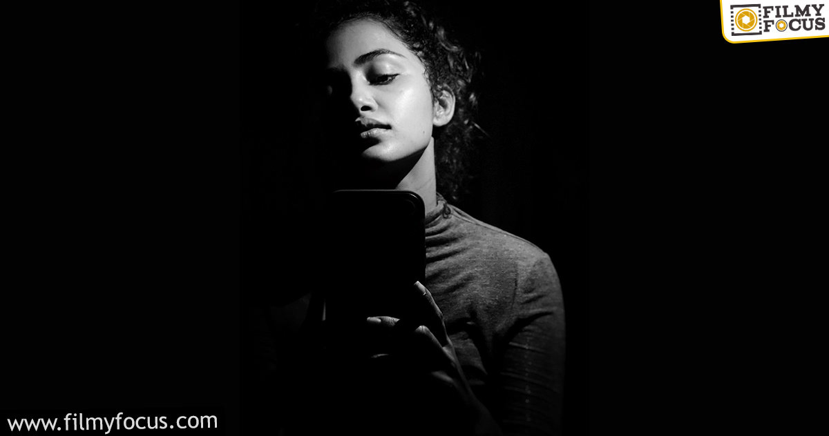 Anupama Parameswaran posts her look from 18 Pages