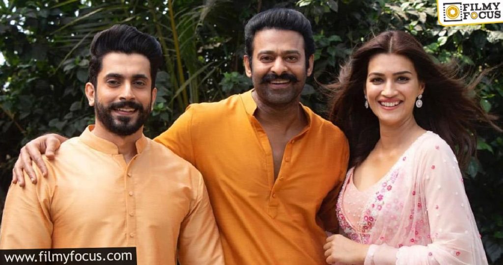 Adi Purush's First Look To Be Out On An Auspicious Day