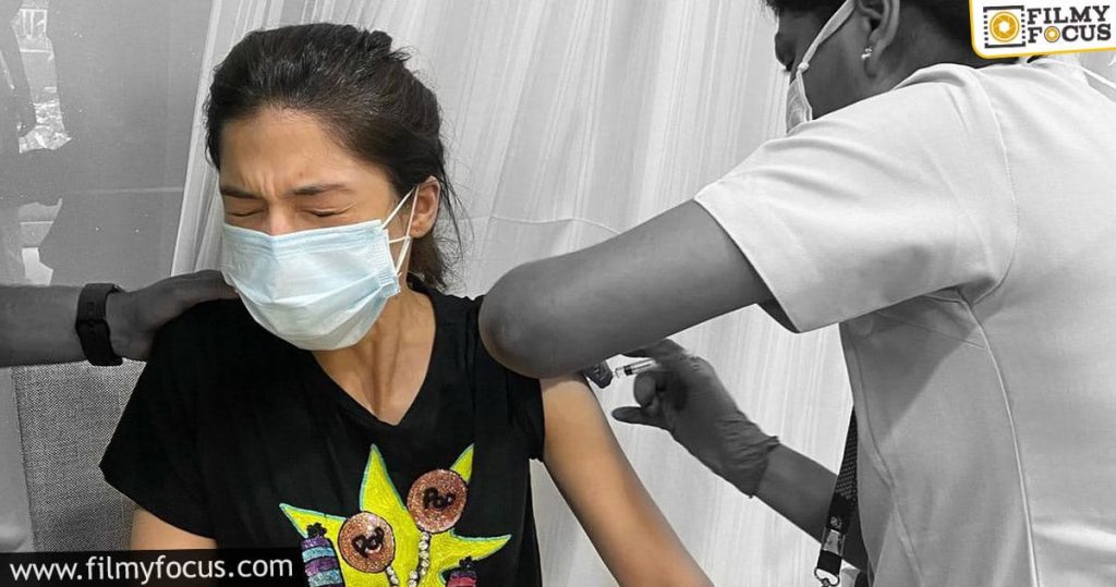 mehreen and her staff got their first jab for the covid vaccination