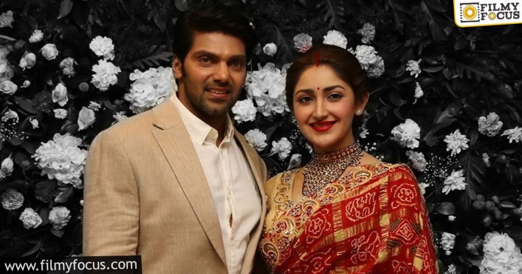 heroine sayyeshaa saigal becomes a proud mother