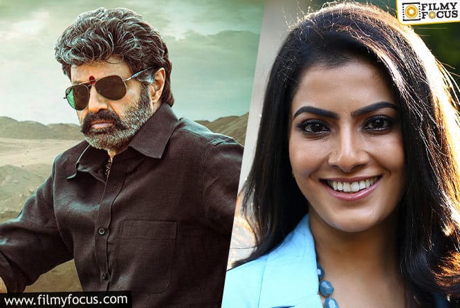 Varalakshmi Sarathkumar Opens up About her Role in VSR