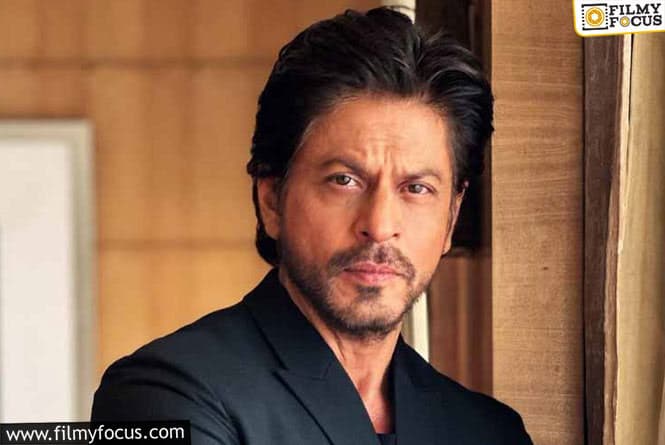 Not Only Women But Shah Rukh Khan Also Treats Hia Kids Right