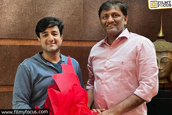 Pic Talk: Mythri Naveen Greets Siddharth Anand