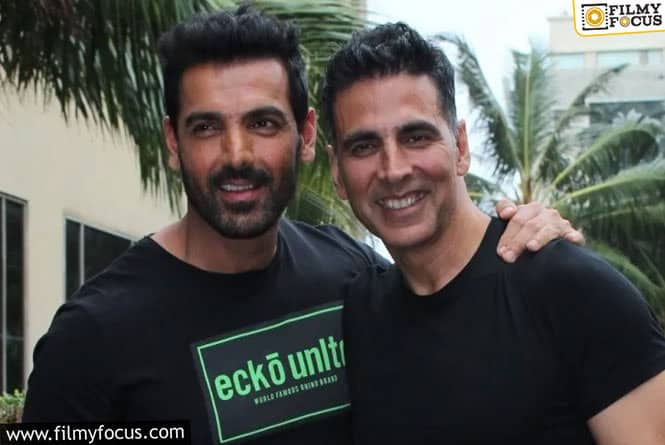 Akshay Kumar & John Abraham Returning In Desi Boyz 2?