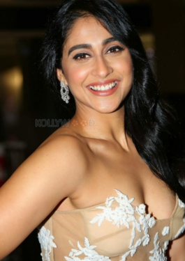 Regina Cassandra image