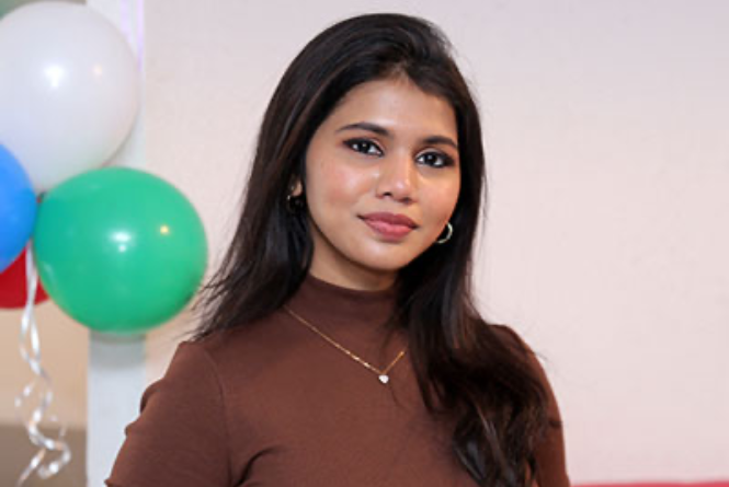 Divya Narni : Biography, Age, Movies, Family, Photos, Latest News ...