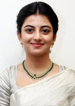 Anandhi image