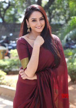 Ragini Dwivedi image