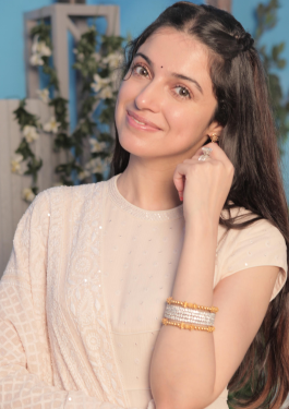 Divya Khosla Kumar image