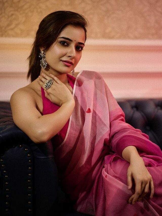 Ashika Ranganath Sizzling Stills in Pink Saree