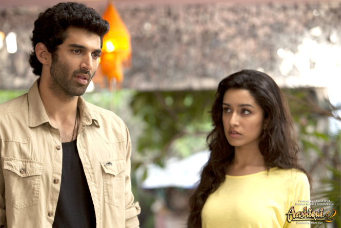 Aashiqui 2 : Cast, Crew, Movie Review, Release Date, Teaser, Trailer ...