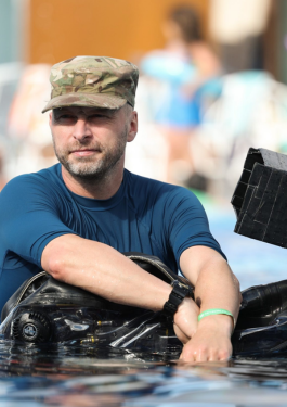 Christopher Ross image