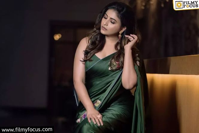 Anjali Signs Another Big Project