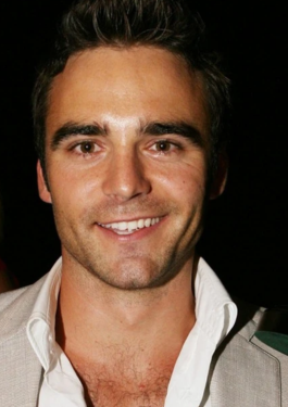 Dustin Clare image