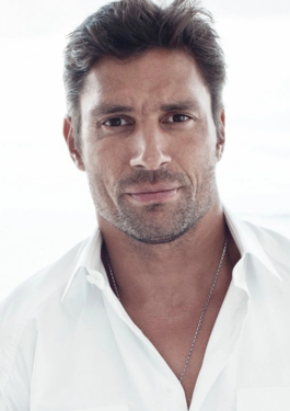 Manu Bennett image
