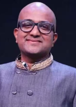 Vaibhav Mangle image