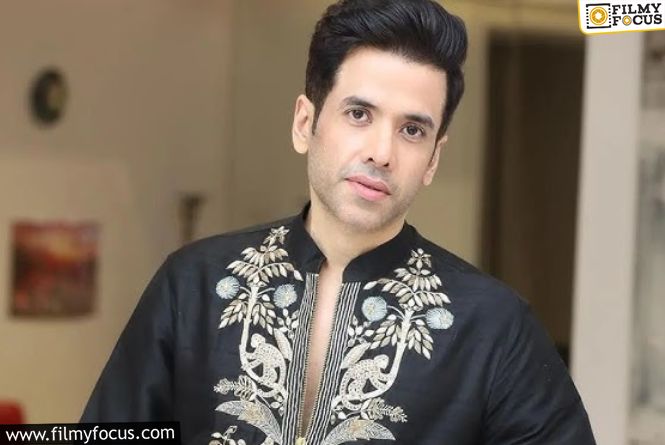 Tusshar Kapoor Breaks His Comic Image With Janadesh