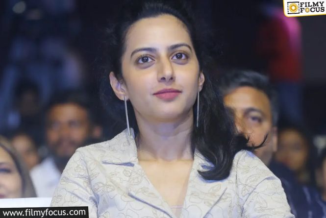 From Behind The Scenes To Camera: Tejaswini’s First Appearance