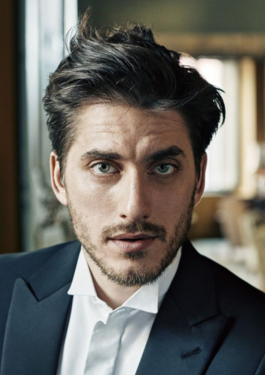 Luca Marinelli image