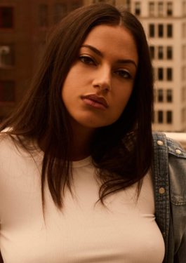 Inanna Sarkis image