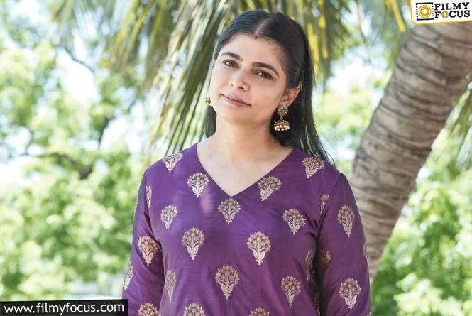 Chinmayi Shuts Down Troll With Powerful Comeback