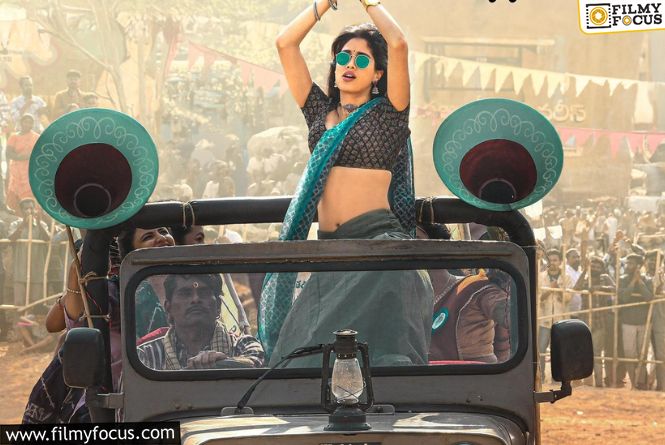 Janhvi Kapoor Dazzles As Achiyyamma In Peddi First Look
