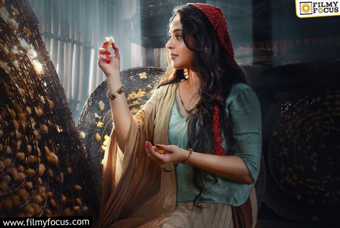 What Made Anushka Shetty Say Yes To Her First Malayalam Film